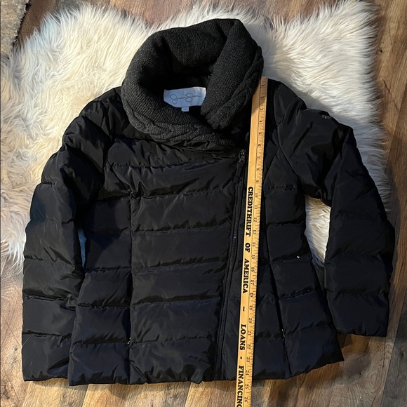 Jessica Simpson asymmetrical black puffer coat with knitted neck sweater collar - Picture 4 of 7